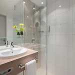 Hotel Essential By Dorint Stuttgart/airport 3*