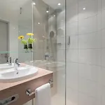 Hotel Essential By Dorint Stuttgart/airport 3*