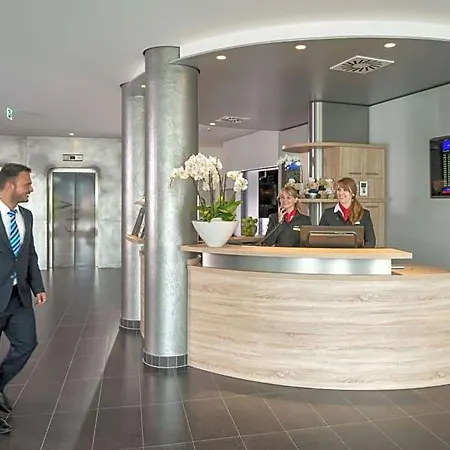 Hotel Essential By Dorint Stuttgart/airport 3*