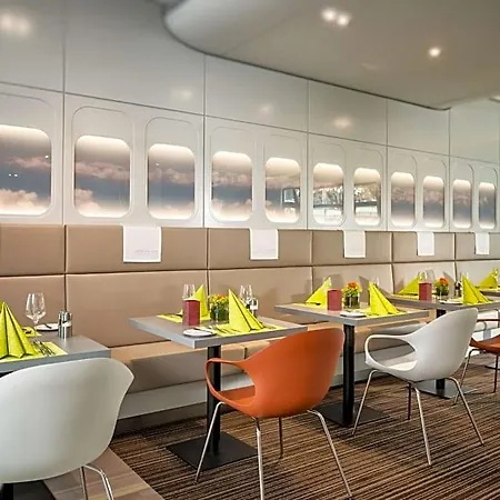 Hotel Essential By Dorint Stuttgart/airport 3*