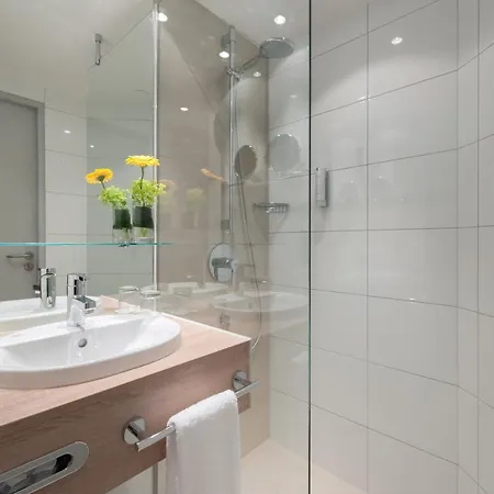 מלון Essential By Dorint Stuttgart/airport 3*